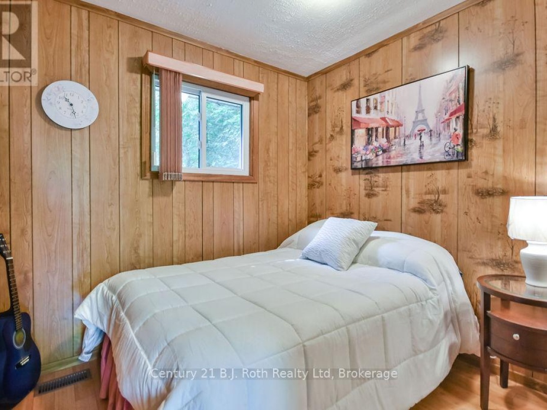 1755 Twin Oaks Crescent, Matchedash Bay