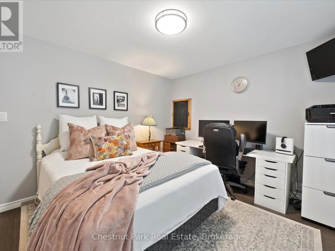 153 PINERIDGE GATE, 