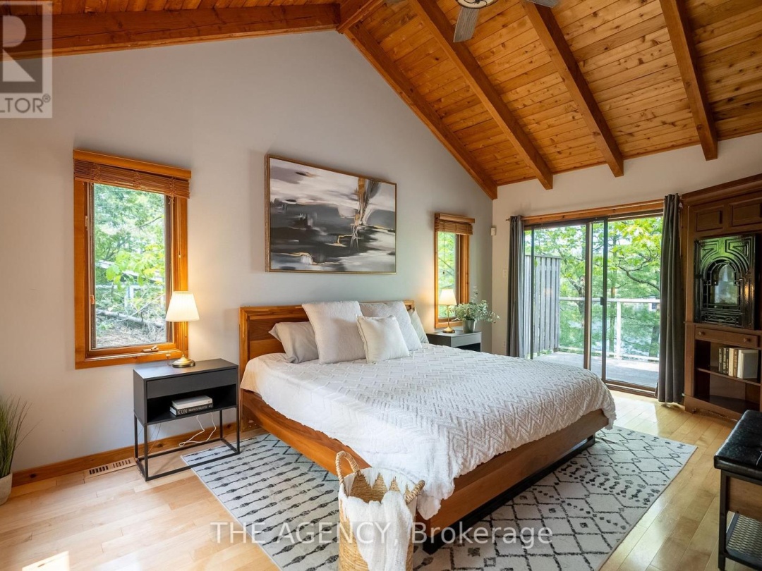 45 PINETREE ROAD, Loon Lake