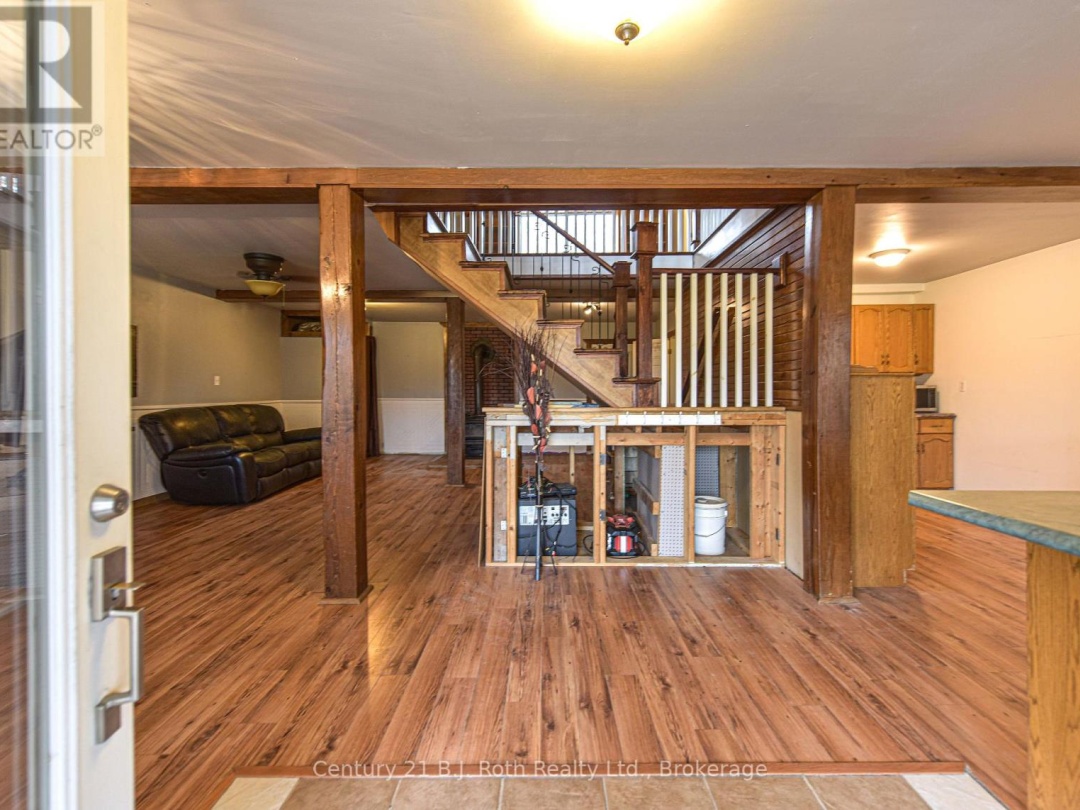 5135 SIDEROAD 25, 