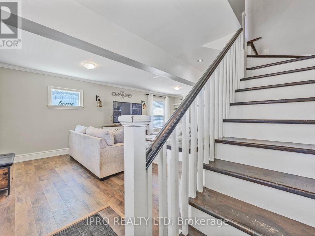 280 Mary Street, Orillia