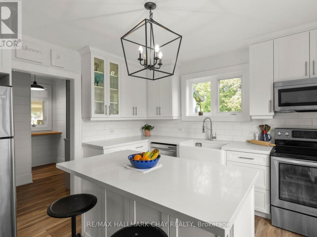 1866 WARMINSTER SIDE ROAD, 