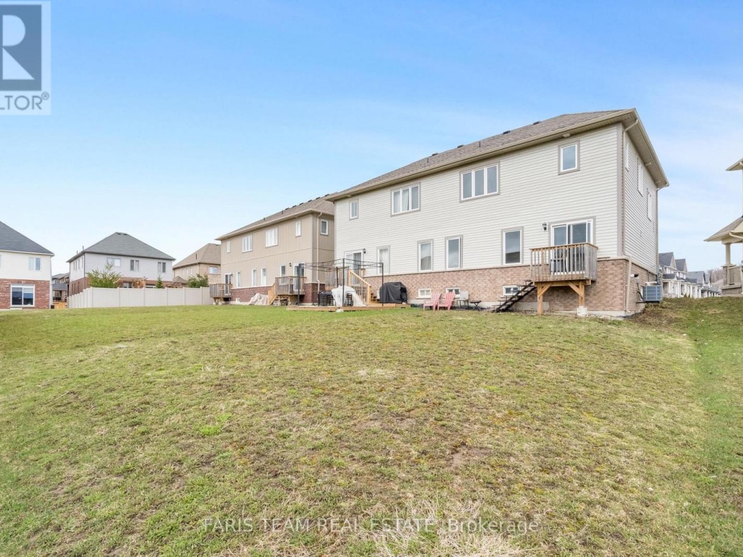 210 Isabella Drive, Orillia