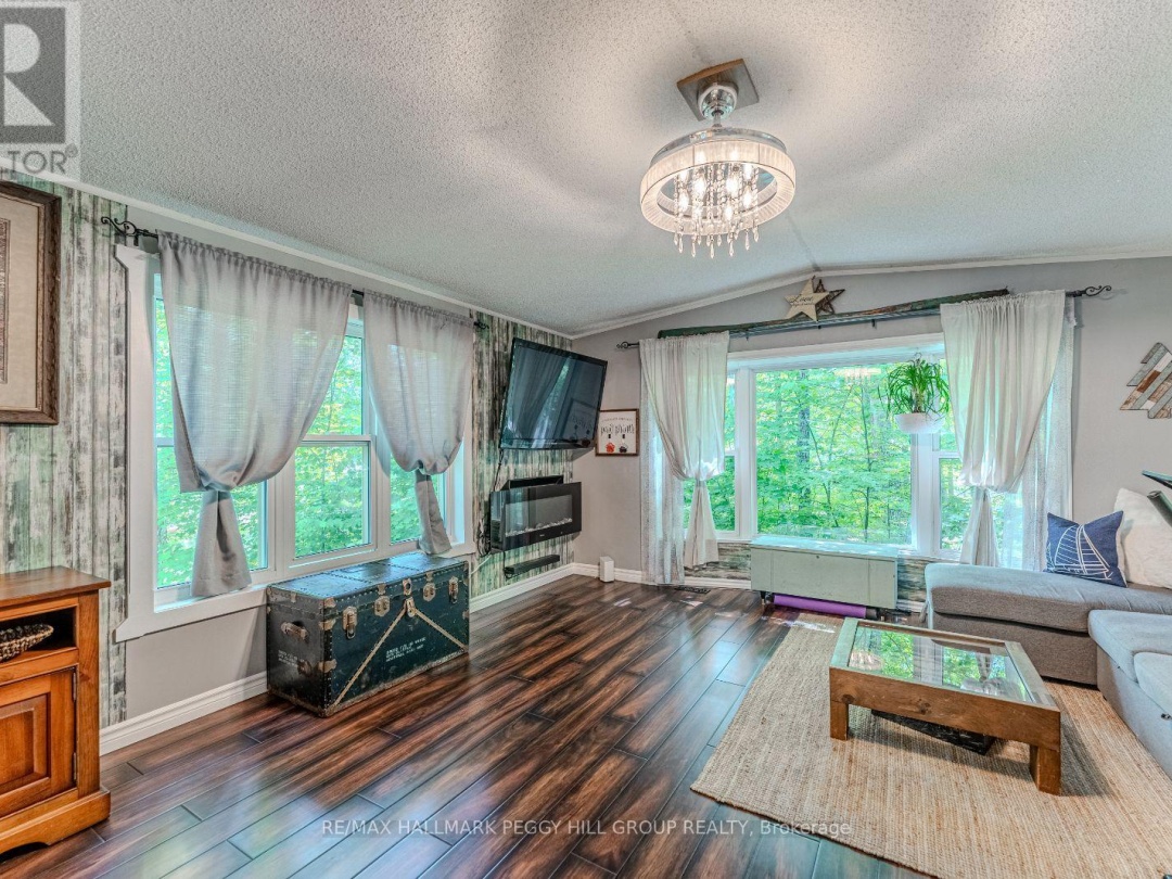 7498 ISLAND CRESCENT, 