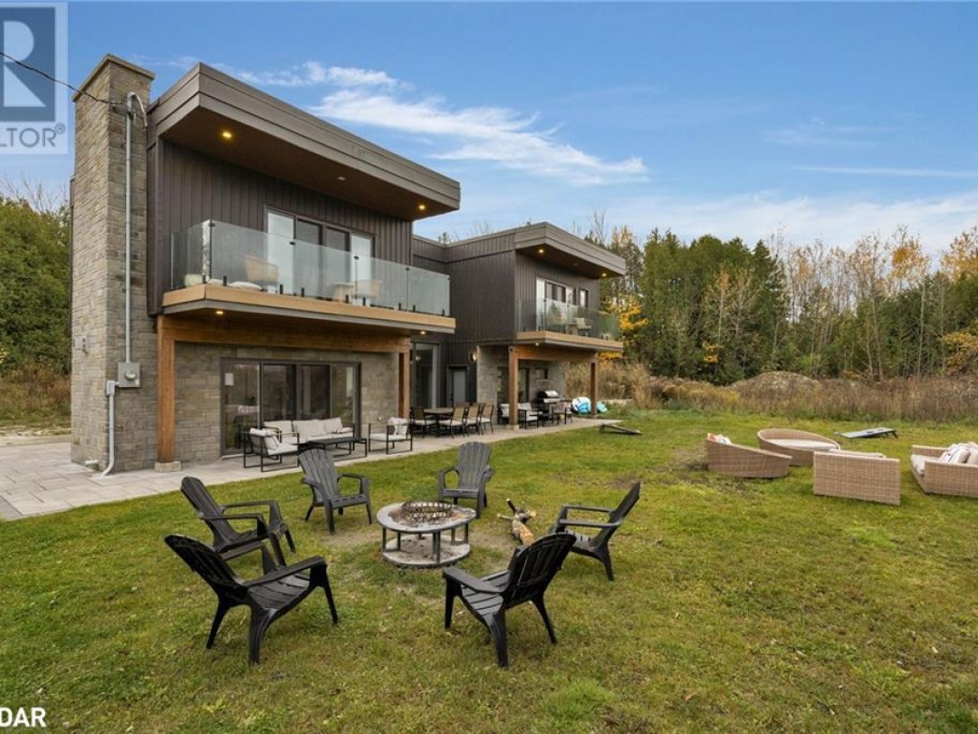 31 HEMLOCK Avenue, 
