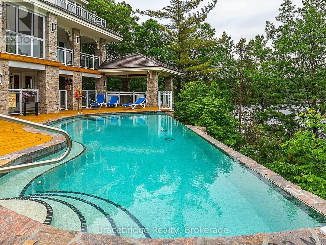 T301-C2 - 1869 MUSKOKA RD 118 HIGHWAY W, Lake Muskoka