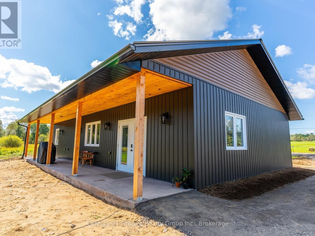 4324 Deep Bay Road, Gull Lake