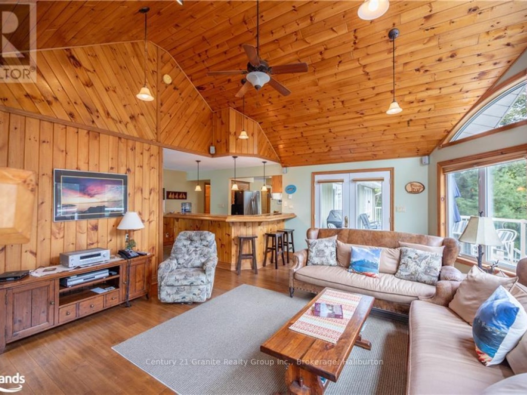 1016 Pegg Drive, Kennisis Lake