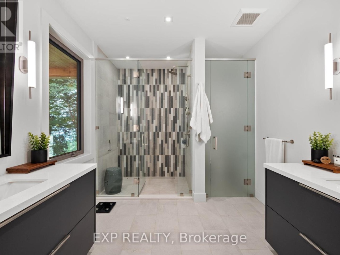 124 Claren Crescent, Lake Vernon