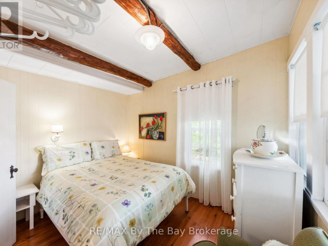 3572 ISLAND 820/MERMAID ISLAND, 