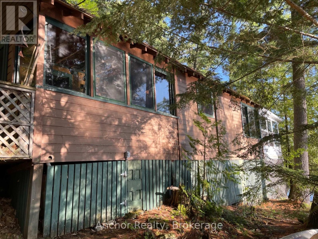10145 Little Hawk West Sho, Little Hawk Lake