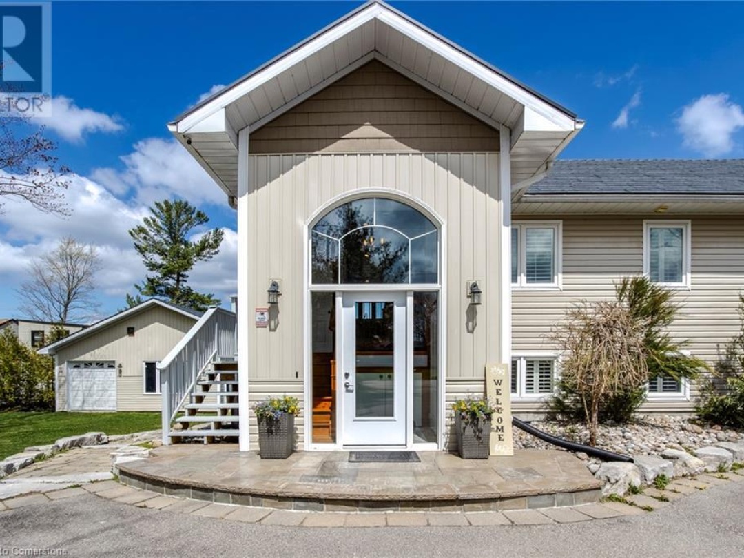 14 Lighthouse Crescent S, Georgian Bay