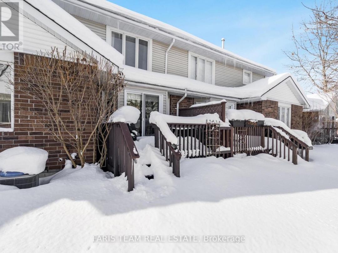 422 40 Museum Drive, Orillia