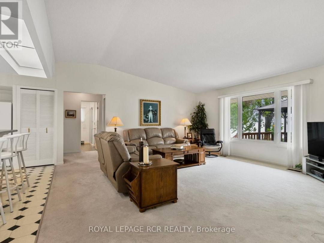 5 PARK LANE, 
