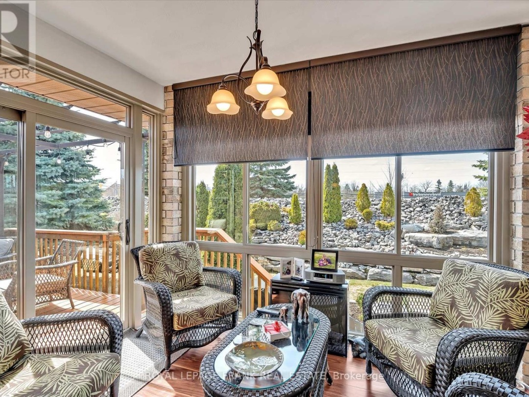 42 HUNTINGWOOD CRESCENT, 