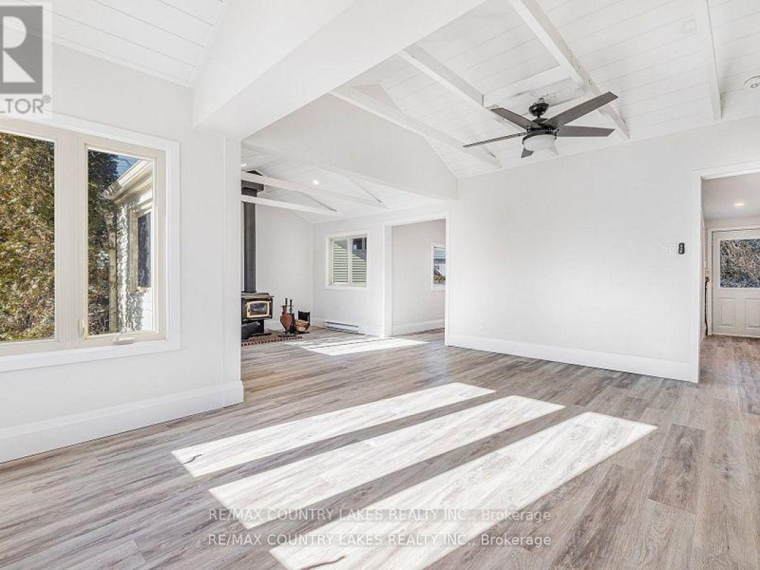 10 Ridge Avenue, Ramara