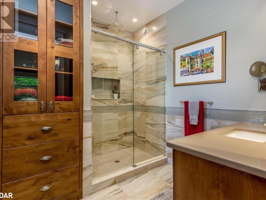 153 Creighton Street S, Lake Simcoe