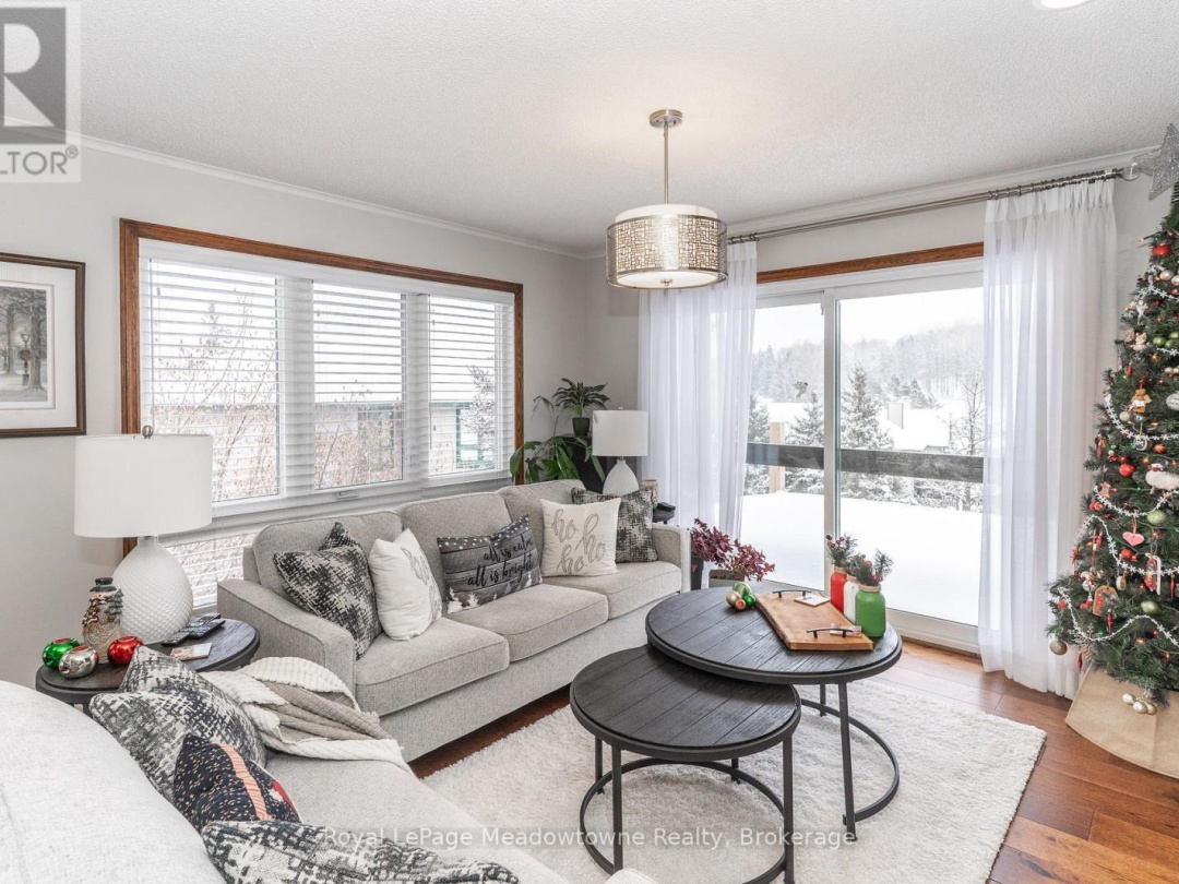 301 - 34 DEERHURST GREENS ROAD, 