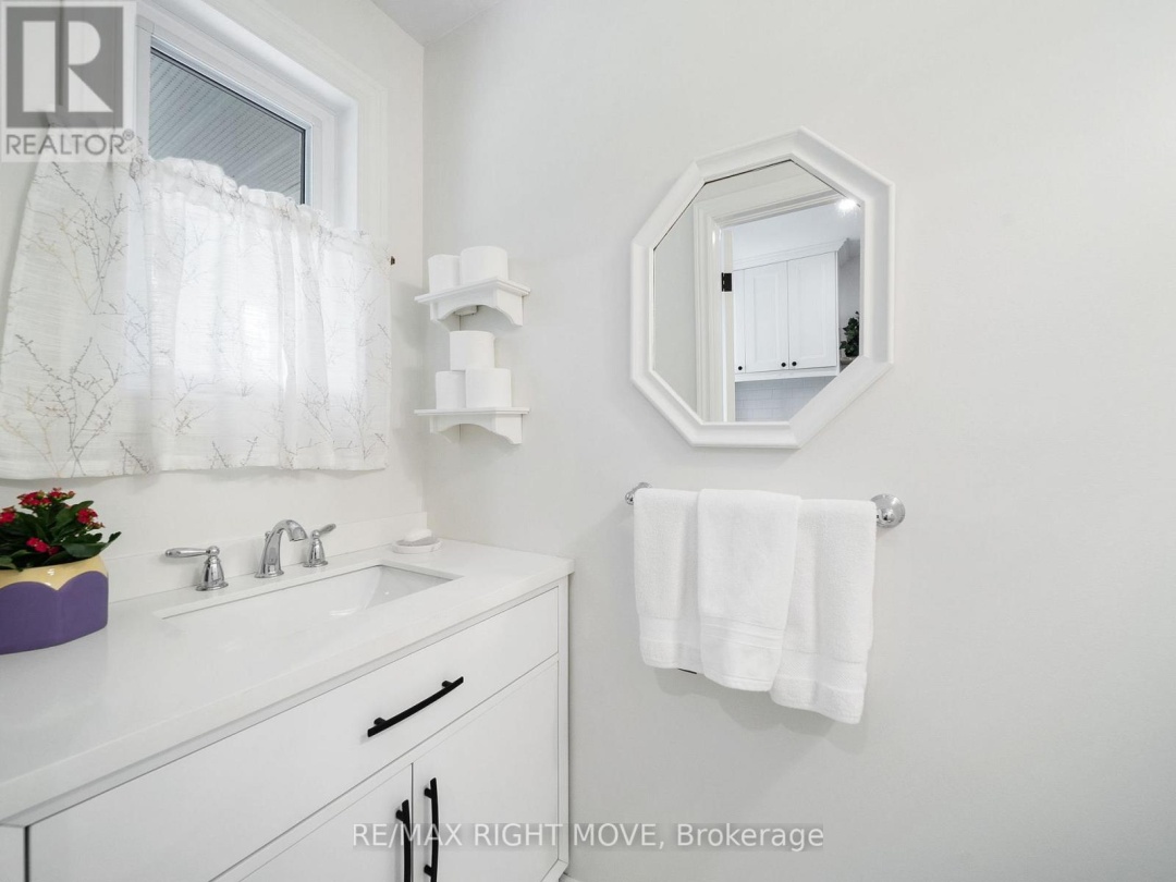 1998 VOYAGEUR CIRCLE, 