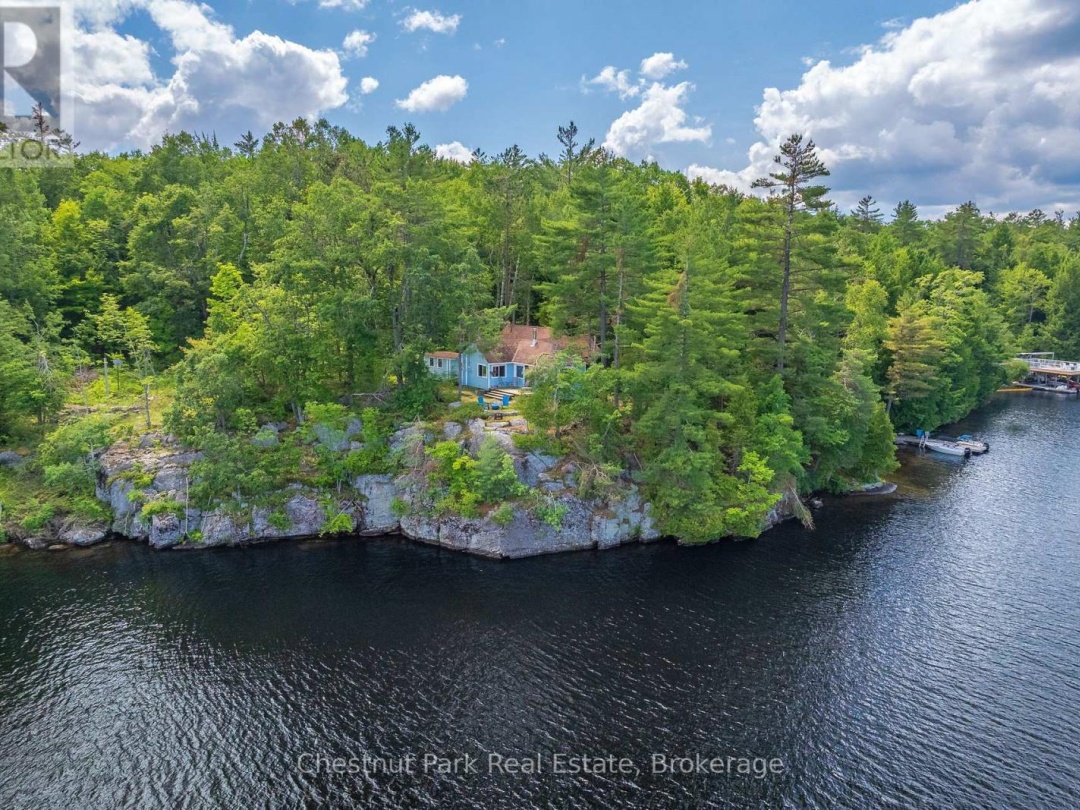 26 TAYLOR ISLAND 26LM, 