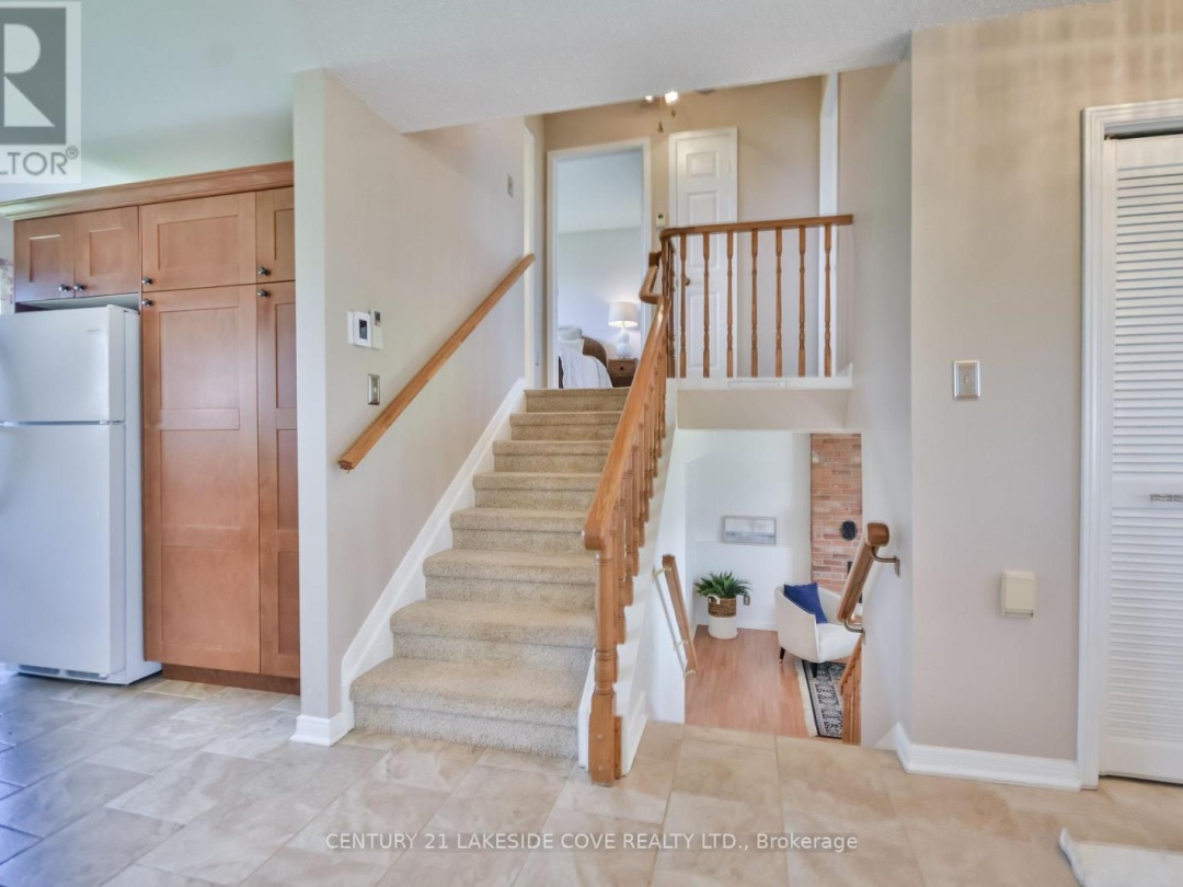 121 Bayshore Drive, Lake Simcoe