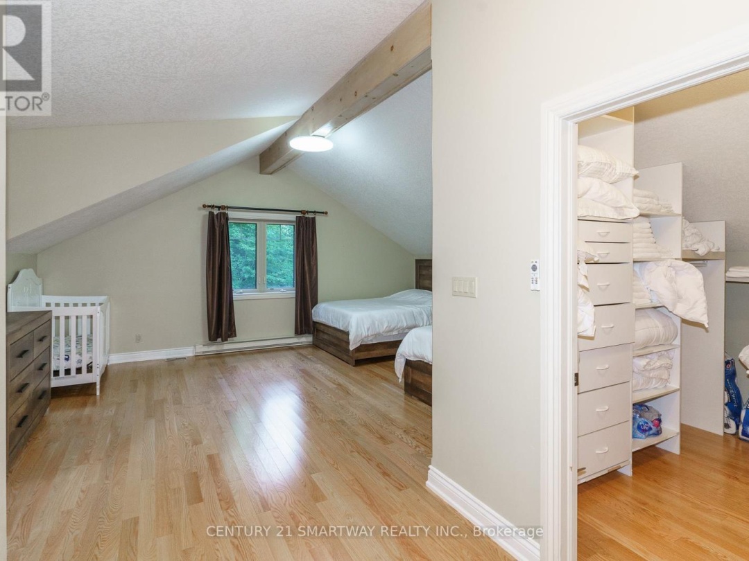 1066 TALLY-HO WINTER PARK ROAD, 