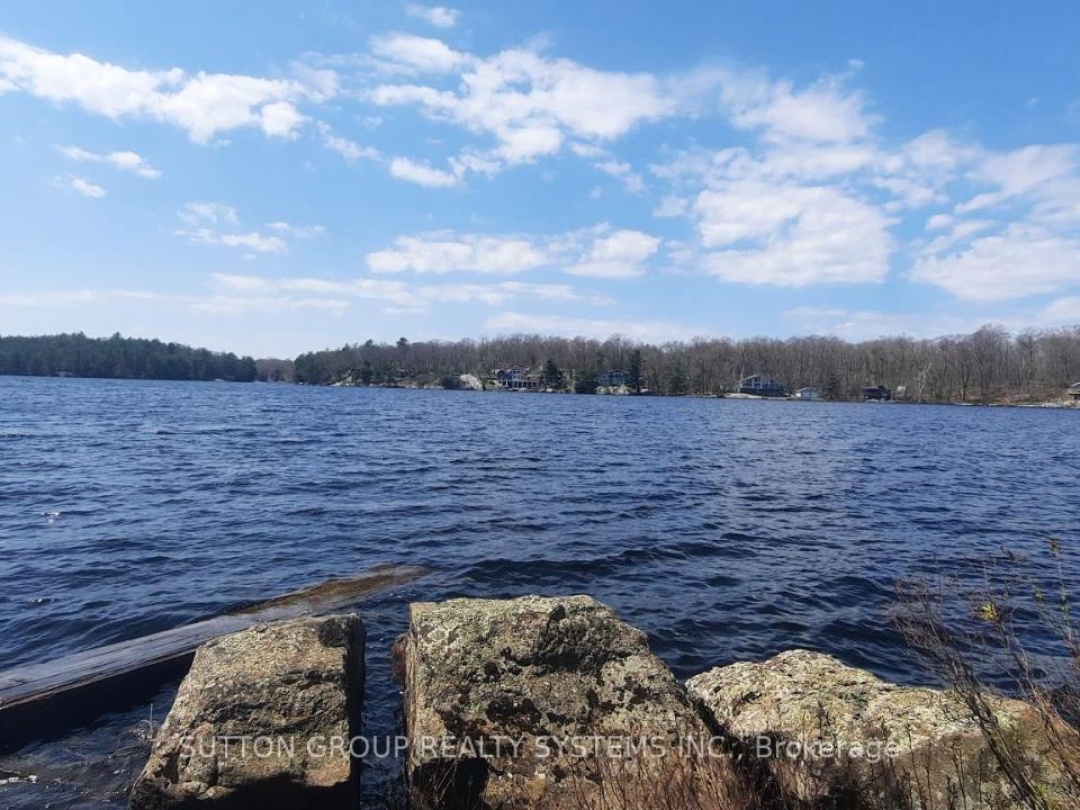 55 Healey Lake Water, Healey Lake
