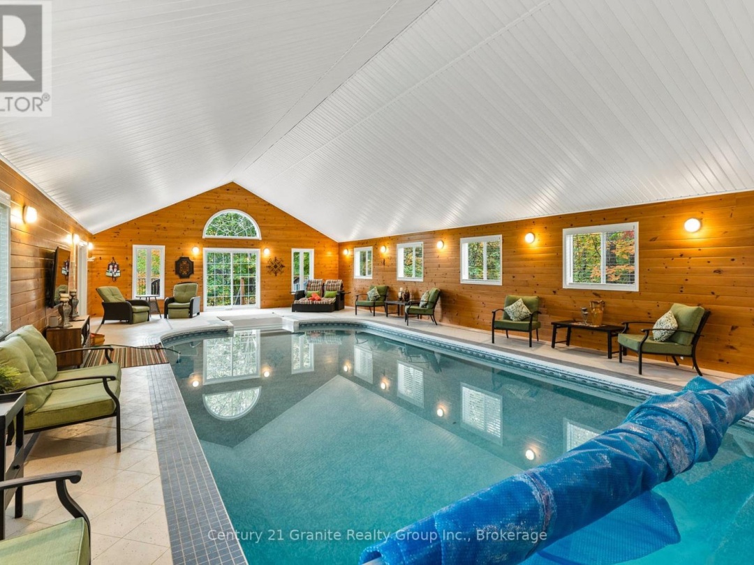 1754 HORSESHOE LAKE ROAD, 