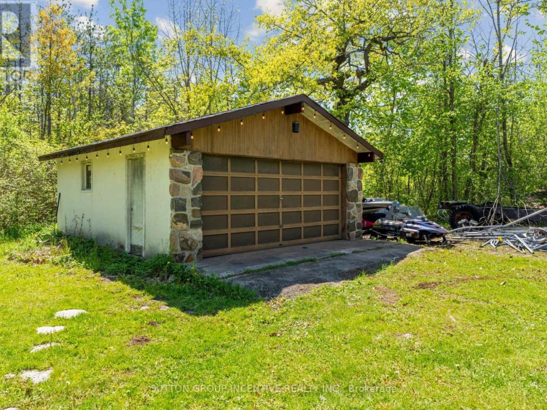 11 MACKENZIE PLACE, Balsam Lake