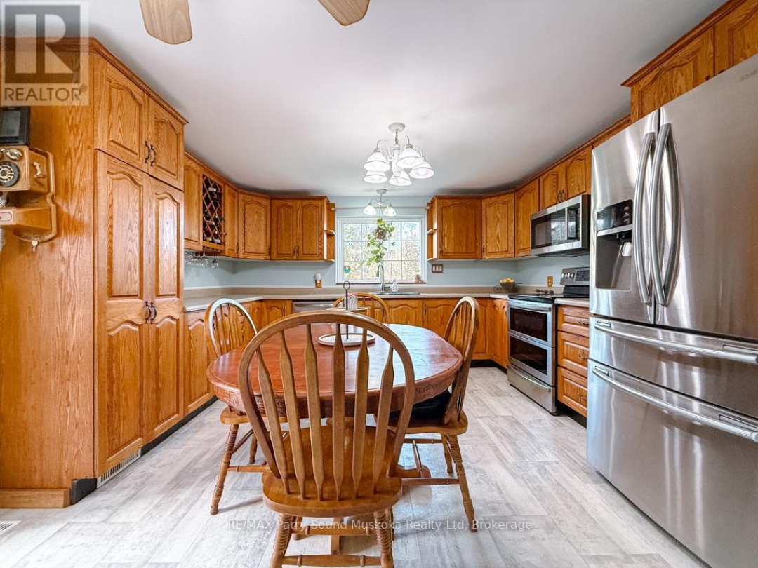 1862 DIVISION ROAD W, 