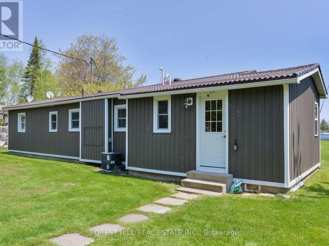 4099 GLEN CEDAR DRIVE, Lake Simcoe