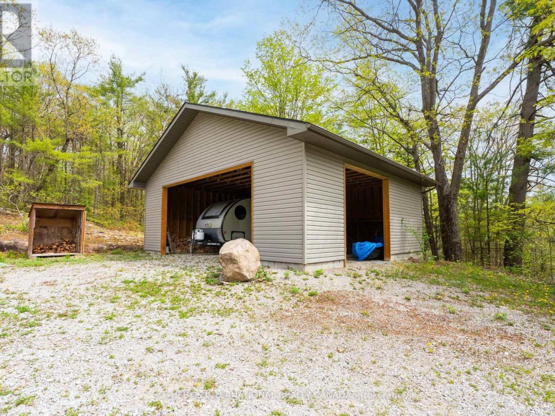 1074 COOKS ROAD, 