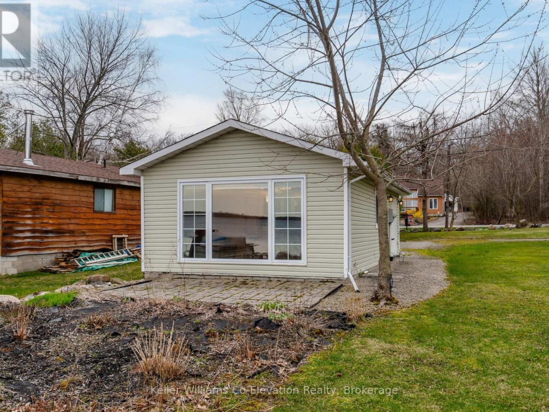 220 Robin's Point Road, Georgian Bay