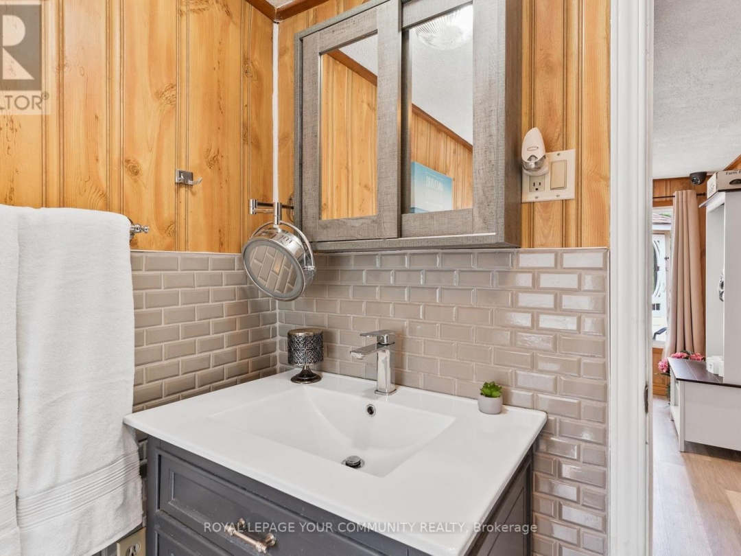 1139 CANUCK TRAIL, 