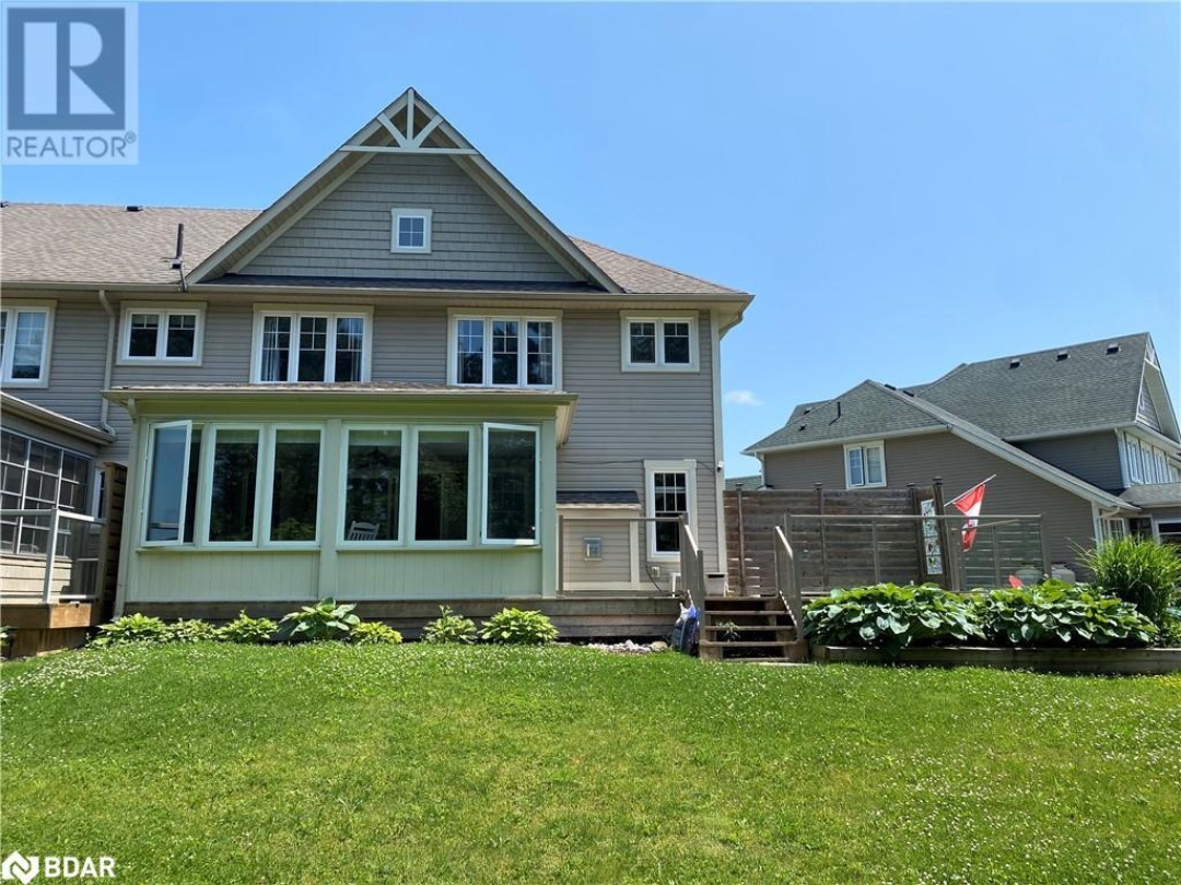 28 MASTERS Crescent, 