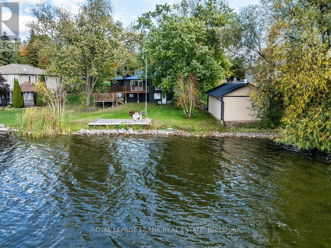 119 OAKDENE CRESCENT, 