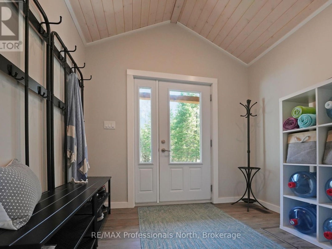 13914 35 Highway, Mountain Lake