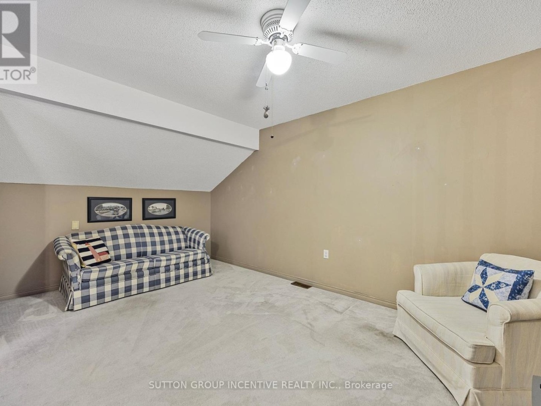 403 40 Museum Drive, Orillia