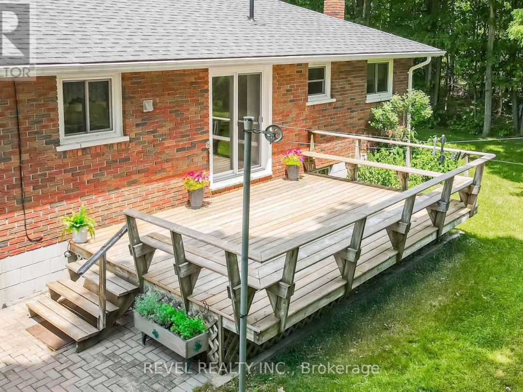 2796 COUNTY RD 48, 