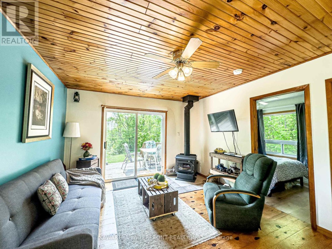 1120 English Circle, Tamarack Lake