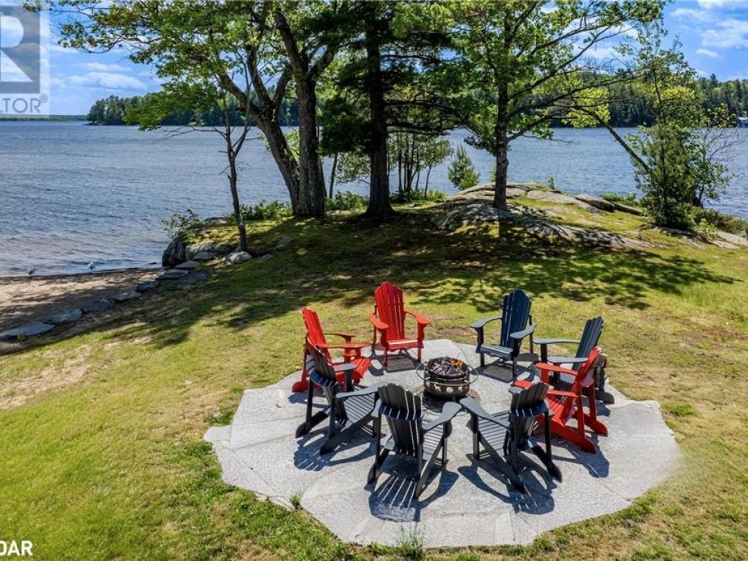 1841 Muskoka Road 118 Road W Unit# 2B, Lake Muskoka
