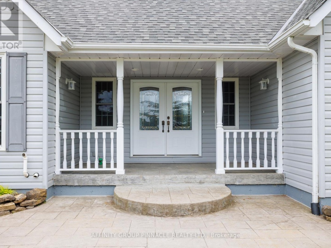 1042 SKYLINE ROAD, 
