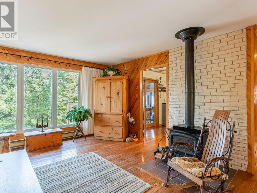 1117 Mink Road, Long Lake