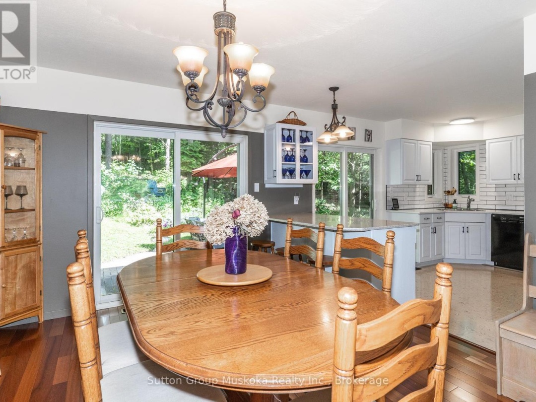 12 SILVER OAKS CRESCENT, 