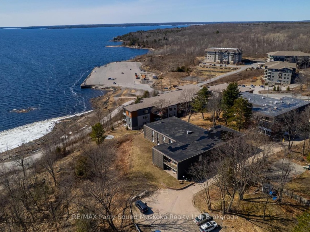 205 100 Beaconview Heights, Parry Sound