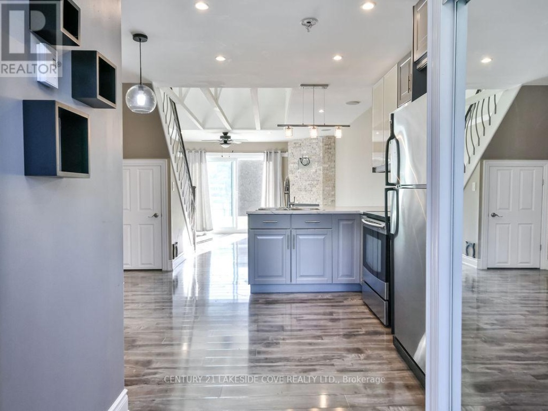 UNIT 12 - 81 LAGUNA PARKWAY N, 