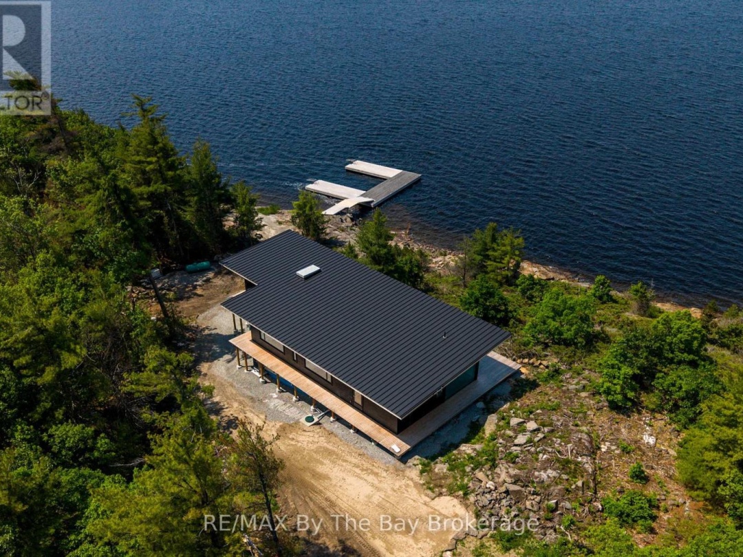 11324 ISLAND 1810/BONE ISLAND, 