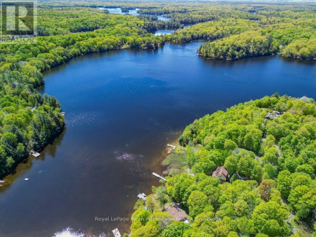 52 LITTLE OTTER LANE, Otter Lake
