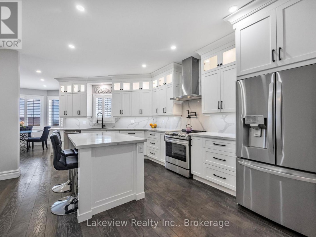 31 CLEOPATRA COURT, 