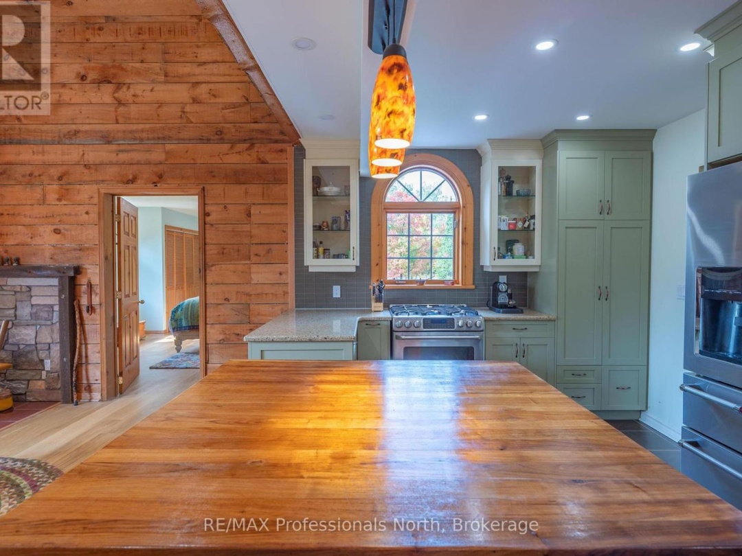 1110 SEDGWICK ROAD, 